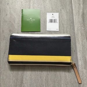 kate spade Bags - NWT kate spade neda Westchester Stripe Wallet kate spade Bags - NWT kate spade neda Westchester Stripe Wallet
